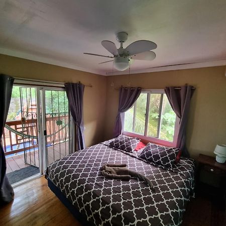 Roatan Backpackers' Hostel Sandy Bay Bagian luar foto