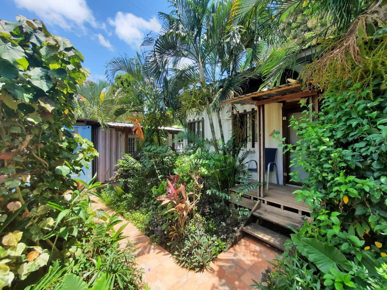Roatan Backpackers' Hostel Sandy Bay Bagian luar foto