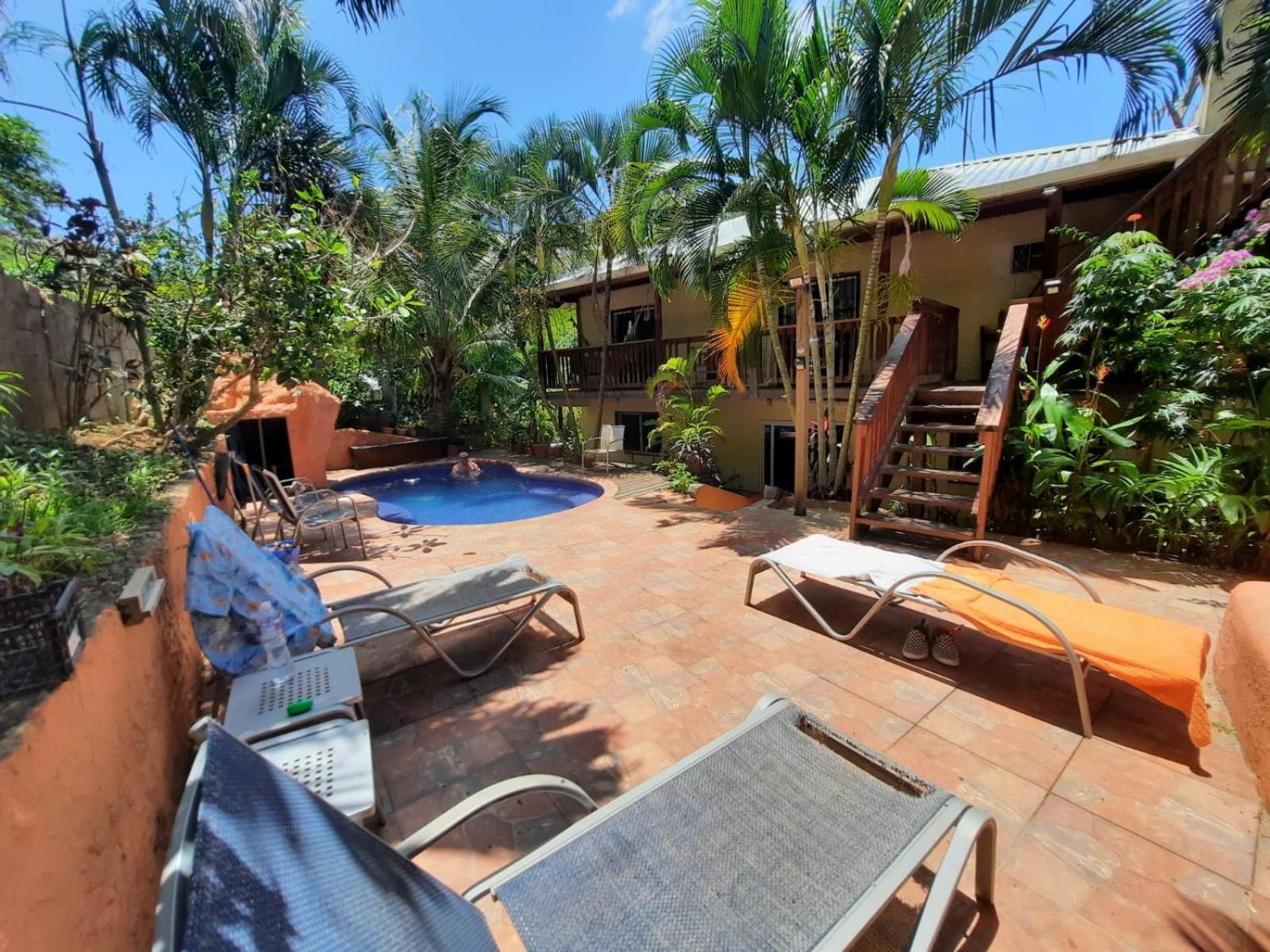 Roatan Backpackers' Hostel Sandy Bay Bagian luar foto