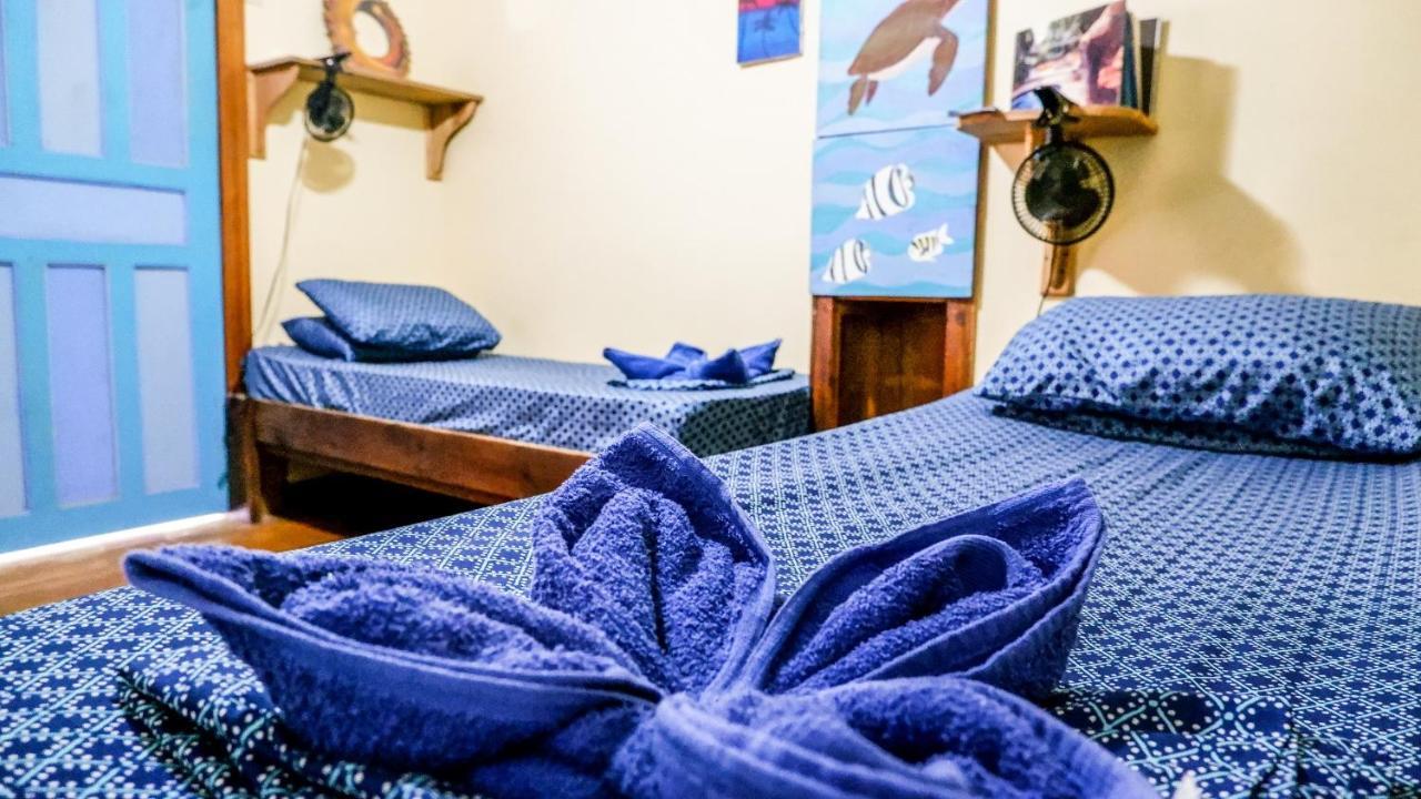 Roatan Backpackers' Hostel Sandy Bay Bagian luar foto