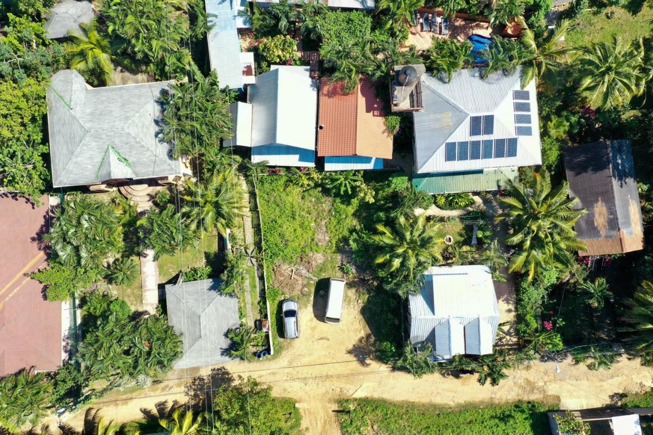 Roatan Backpackers' Hostel Sandy Bay Bagian luar foto